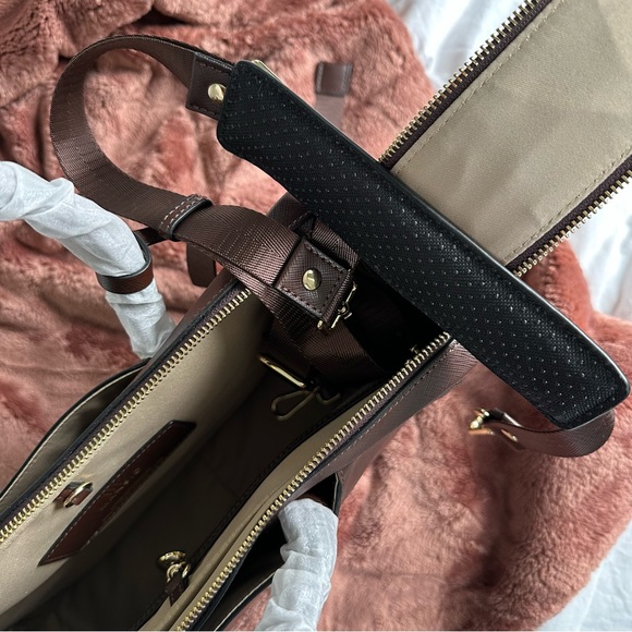 GORGEOUS La Mansio Italian Premium Leather bag - retails for $440, NWT and RARE! - Picture 4 of 12